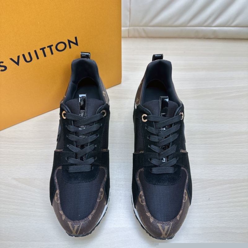 l**is V*t*n sneakers